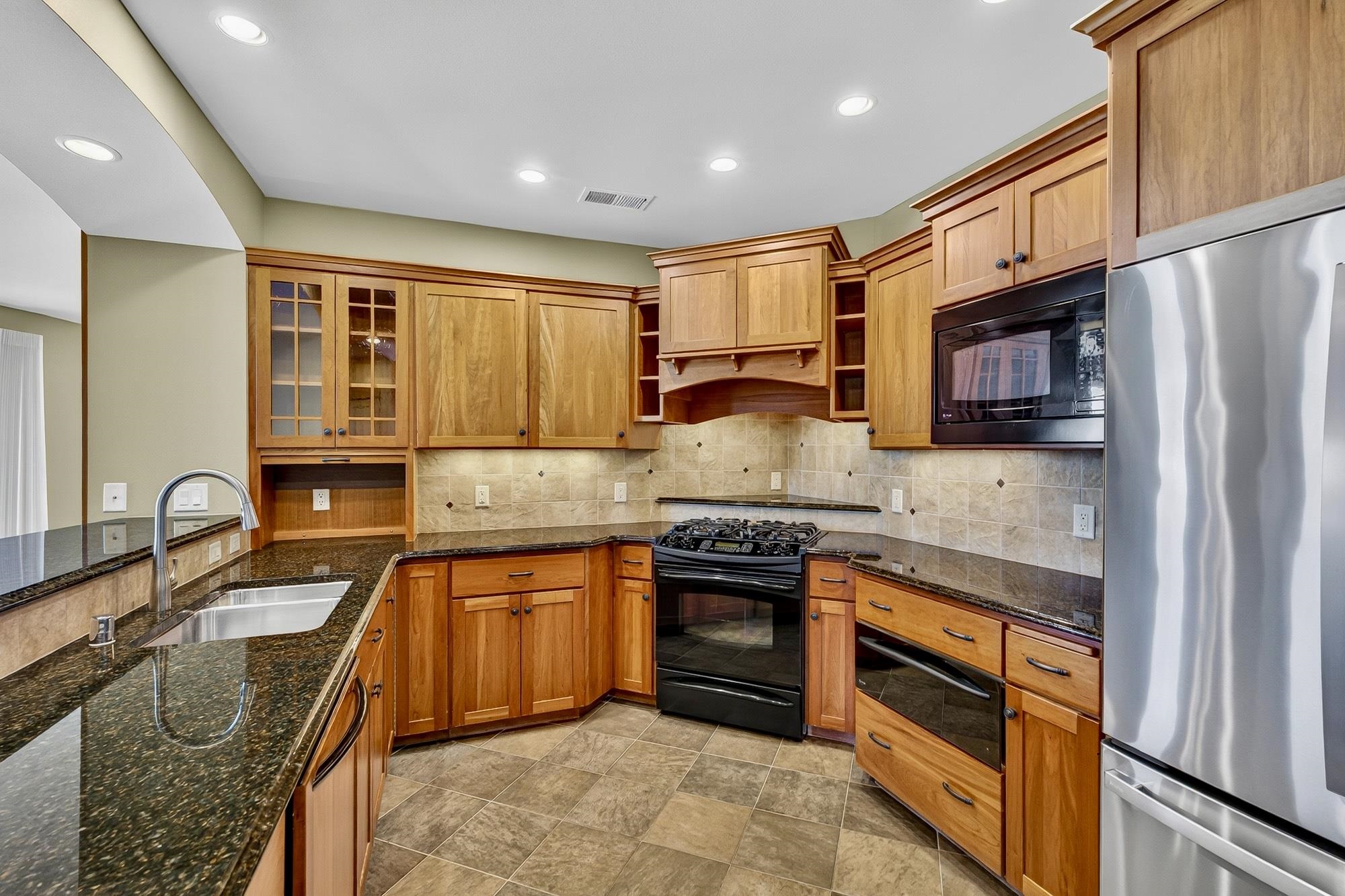 1802 Monroe Street, Unit 40102 Madison, WI 53711 - Photo 17 of 62