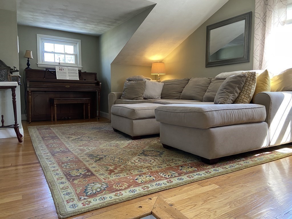 260 Marked Tree Road Holliston, MA 01746 - Photo 19 of 28