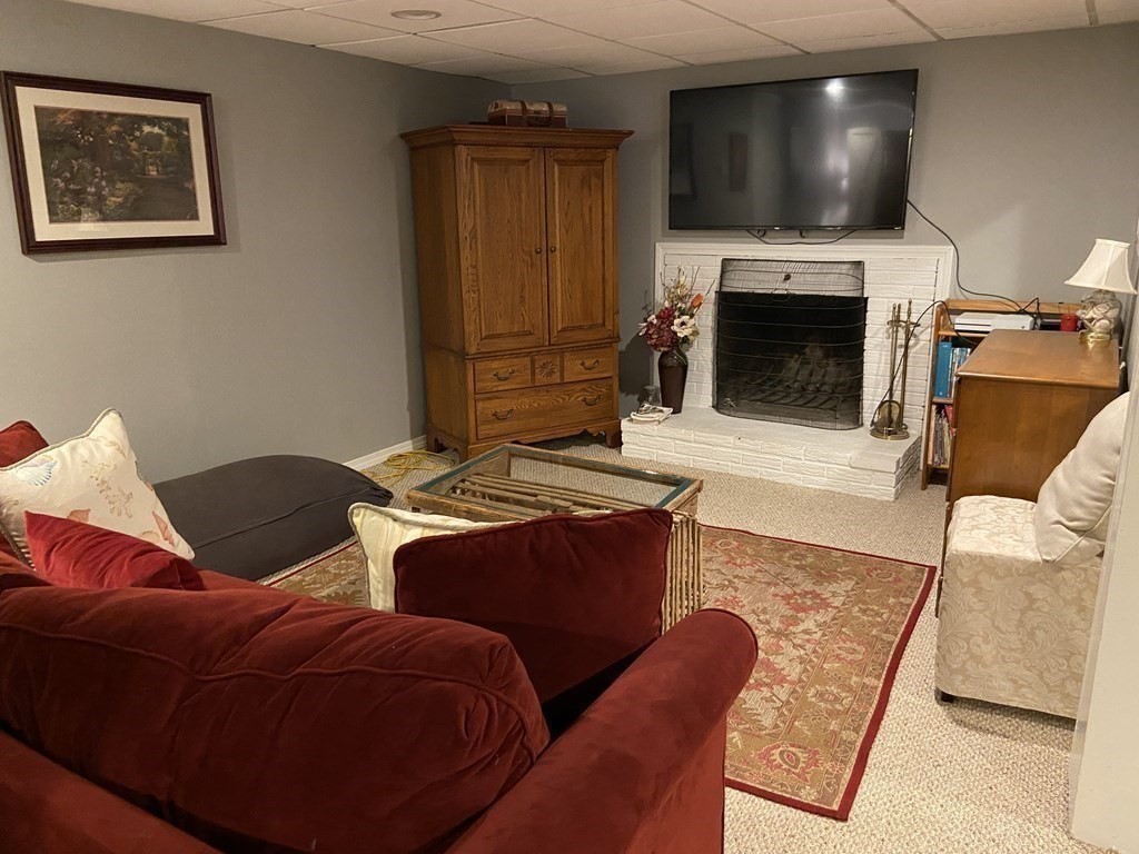 260 Marked Tree Road Holliston, MA 01746 - Photo 21 of 28