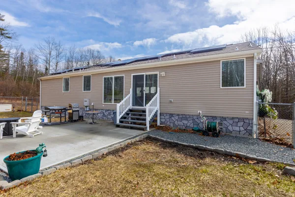 $475,000 | 112 Racoon Cove Road, Lamoine, ME 04605