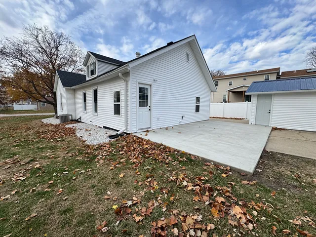 $160,000 | 817 Painter Street, Streator, IL 61364