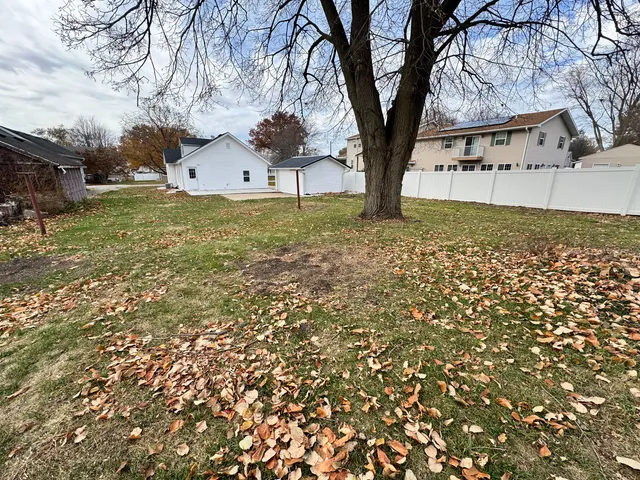 $160,000 | 817 Painter Street, Streator, IL 61364