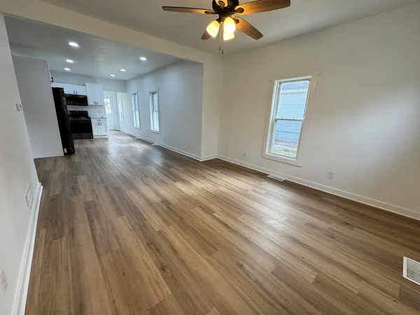 $164,000 | 817 Painter Street, Streator, IL 61364