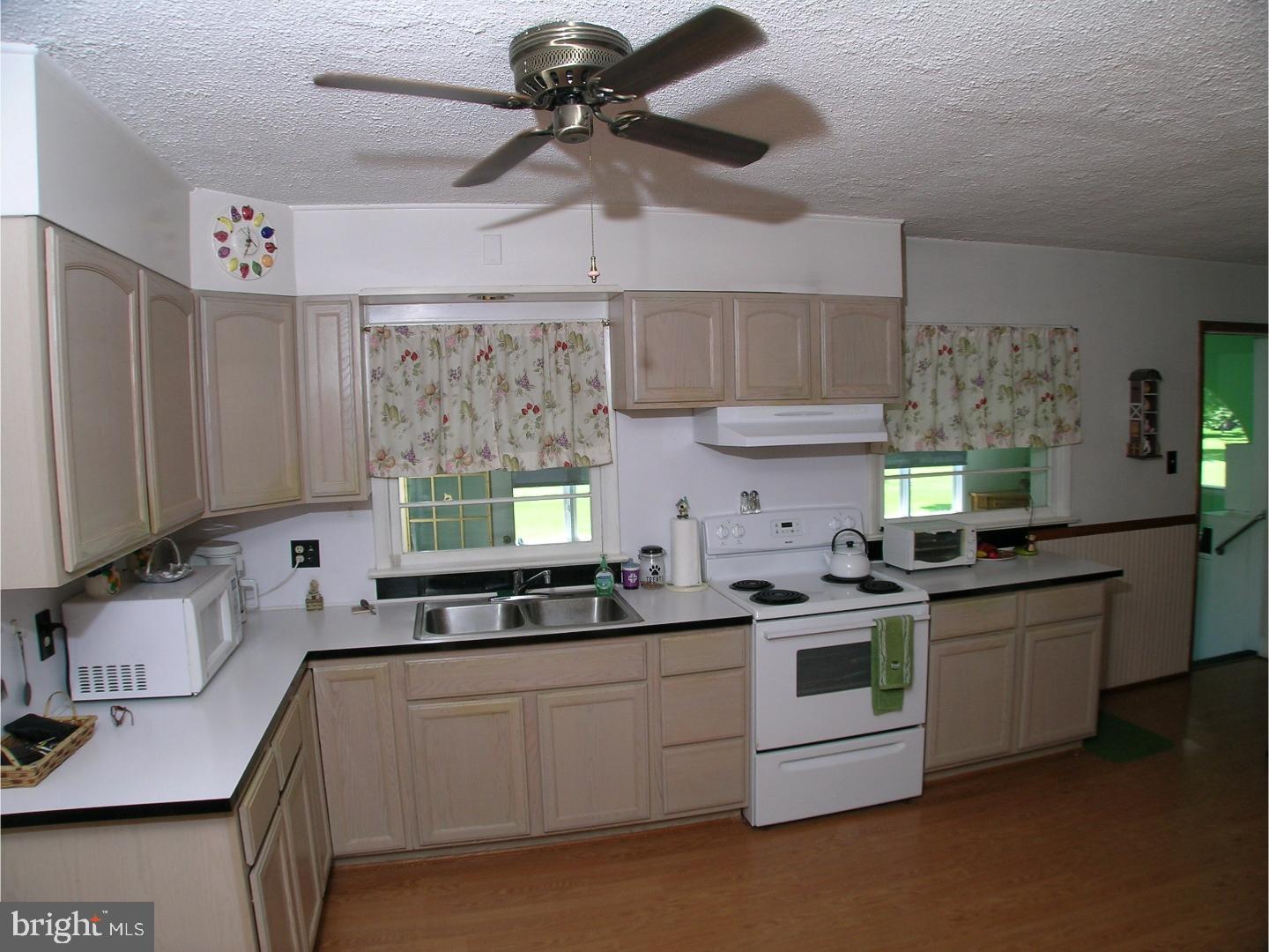 1268 Pawlings Road Audubon, PA 19403 - Photo 3 of 18 Gallery Image 3