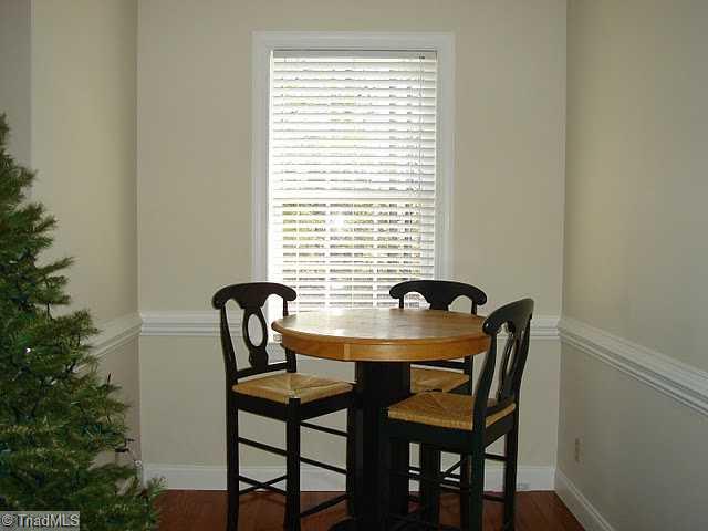 181 Yokley Road Lexington, NC 27295 - Photo 11 of 15 Breakfast.