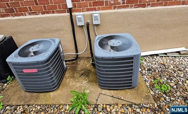 $899,000 | 89 Rose Street, Wood-Ridge, NJ 07075