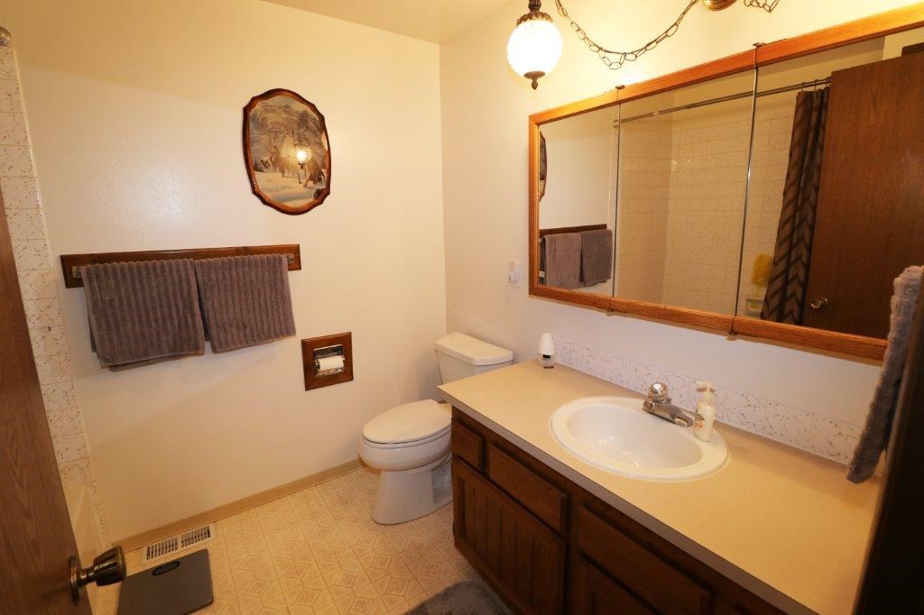 3807 South Moffitt Road Spokane Valley, WA 99206 - Photo 7 of 20 Gallery Image 7
