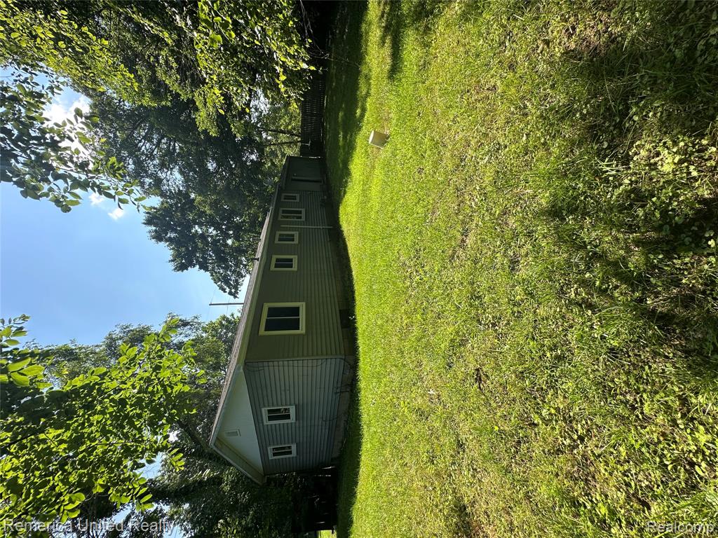 4550 West Allen Road Howell, MI 48855 - Photo 5 of 17