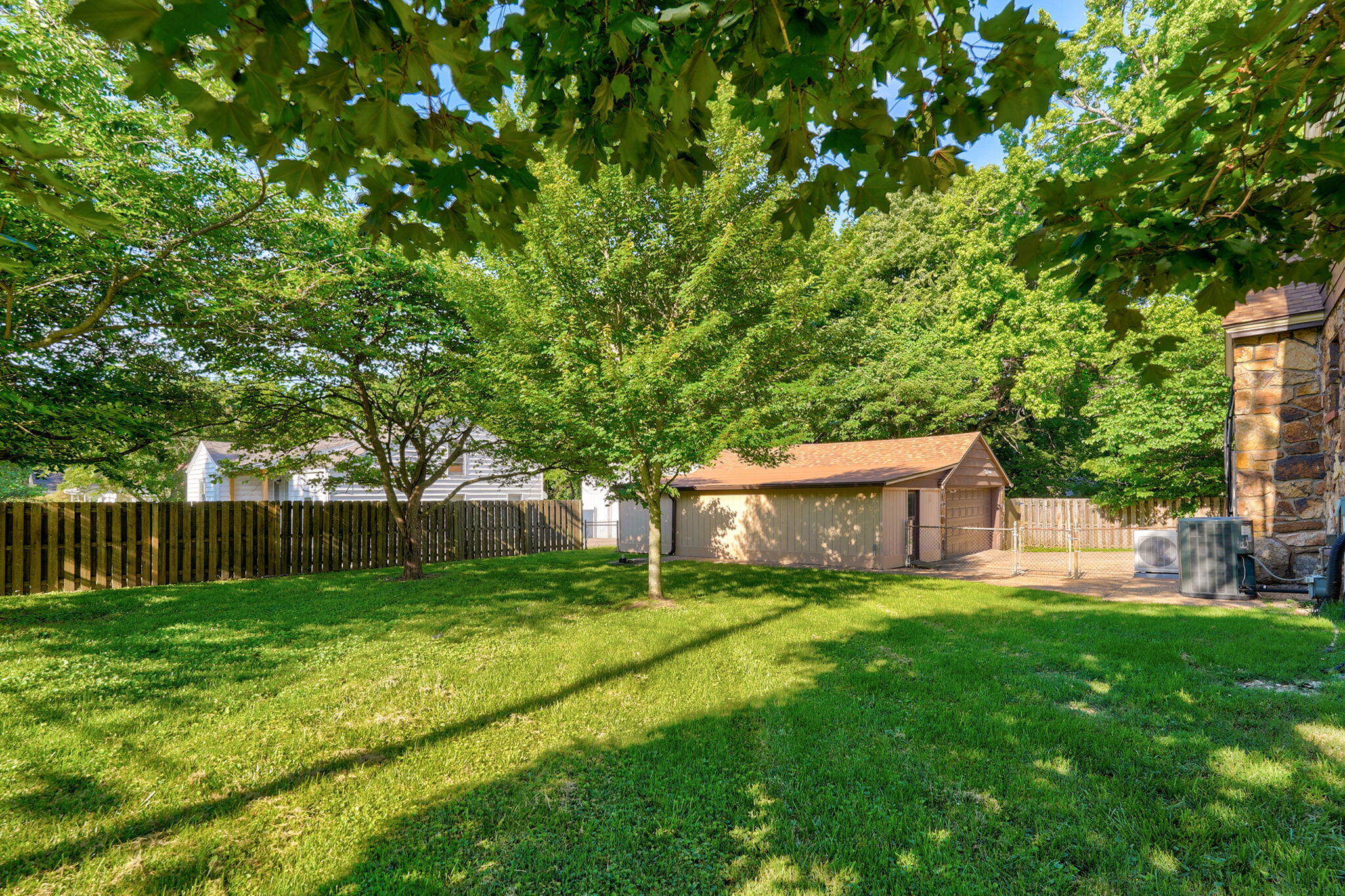 1328 East Bennett Street Springfield, MO 65804 - Photo 49 of 49 1328 E Bennett St-49