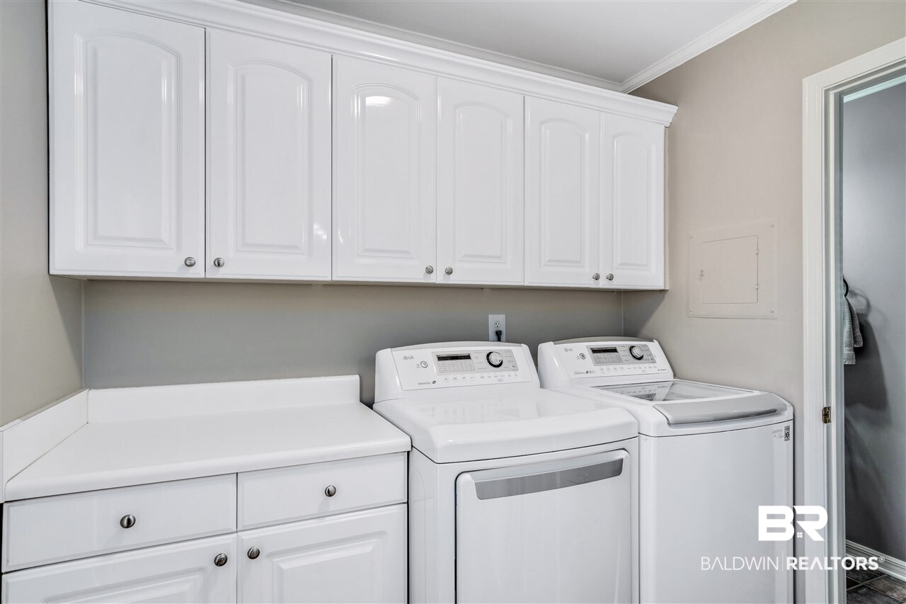 5705 Shain Street Mobile, AL 36609 - Photo 17 of 40 Gallery Image 17