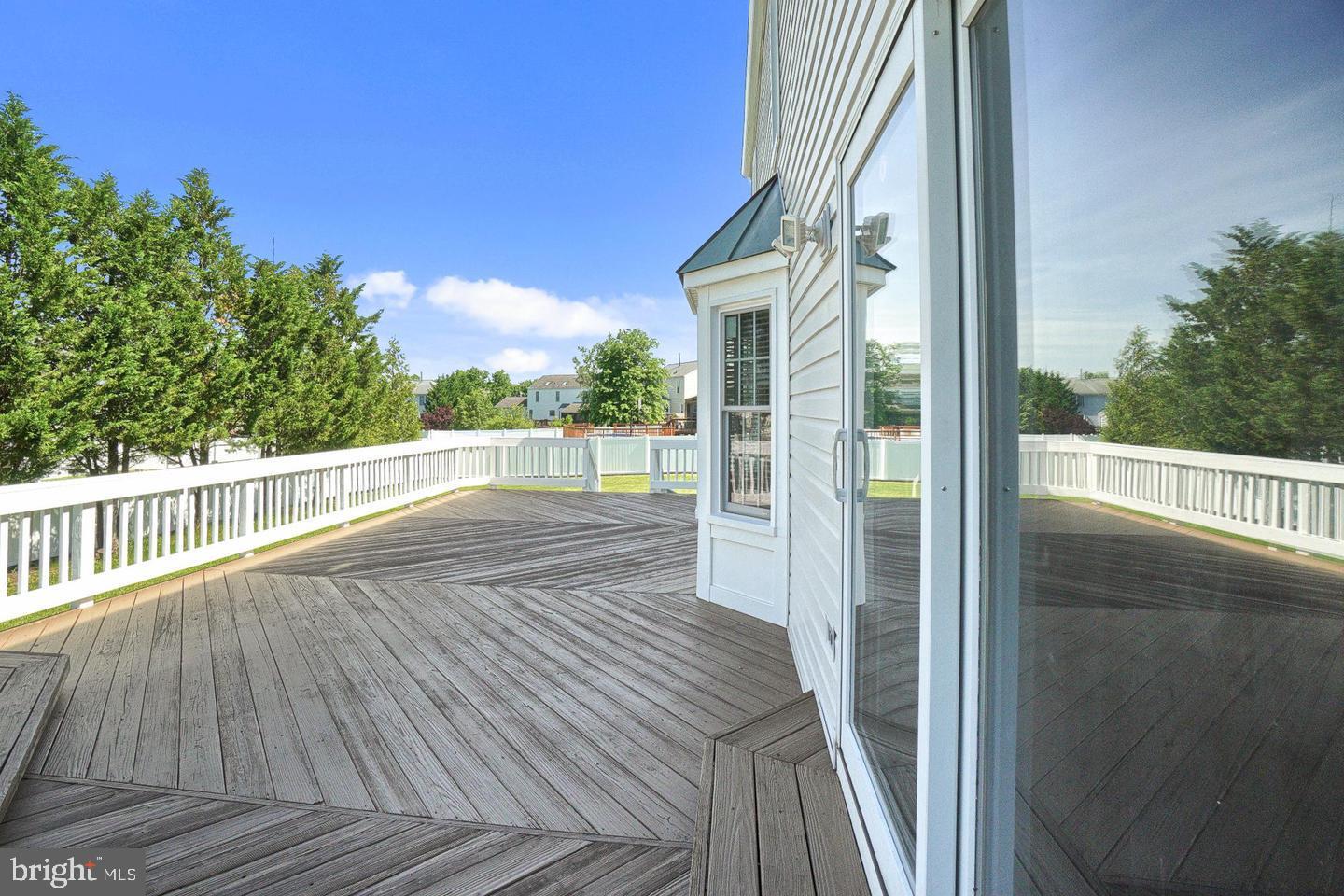 17221 Spates Hill Road Poolesville, MD 20837 - Photo 8 of 45