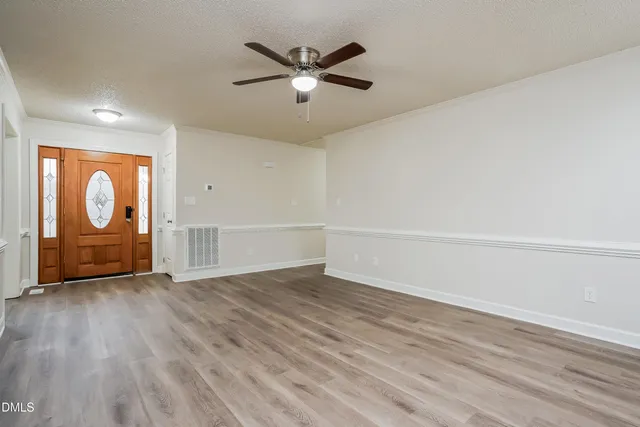 $2,035 | 2120 Colorwood Court, Fuquay-Varina, NC 27526