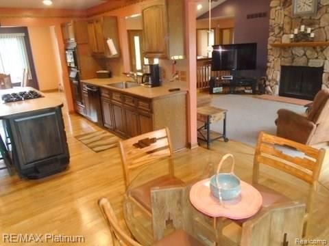 12830 Holtforth Road Fenton, MI 48430 - Photo 12 of 66 DSC02774.JPG