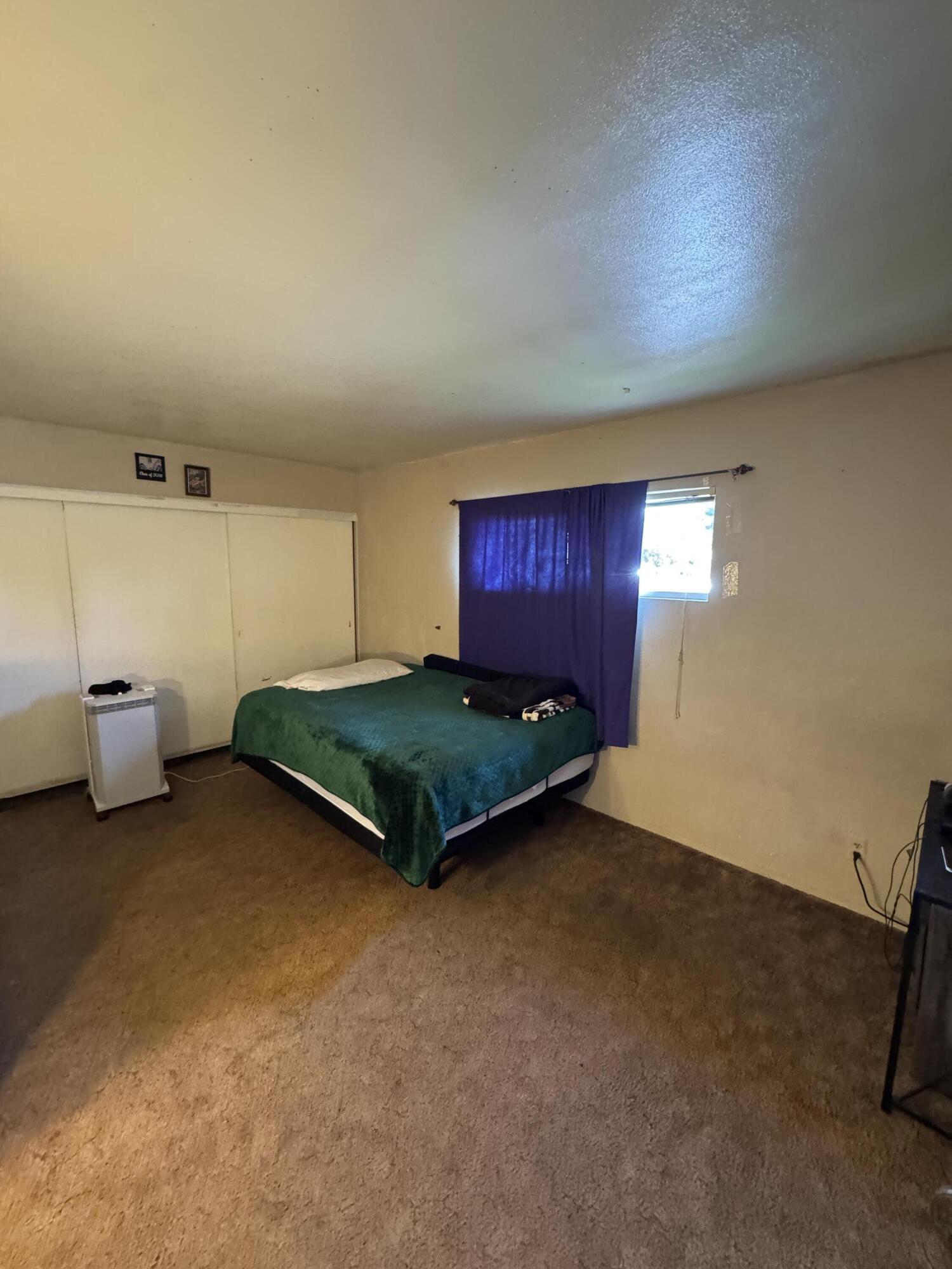 704 North Floral Street Visalia, CA 93291 - Photo 26 of 51 an empty room with windows