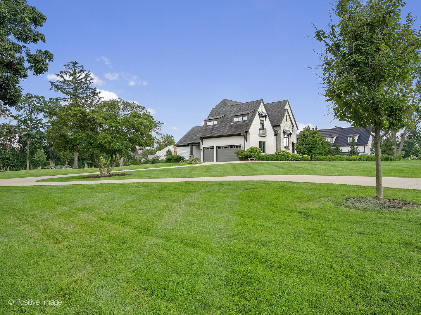 1561 Hawthorne Lane Wheaton, IL 60189 - Photo 9 of 47