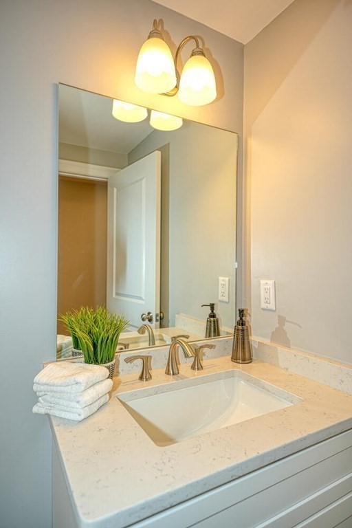 64 R Brattle Street, Unit 1 Arlington, MA 02474 - Photo 13 of 31