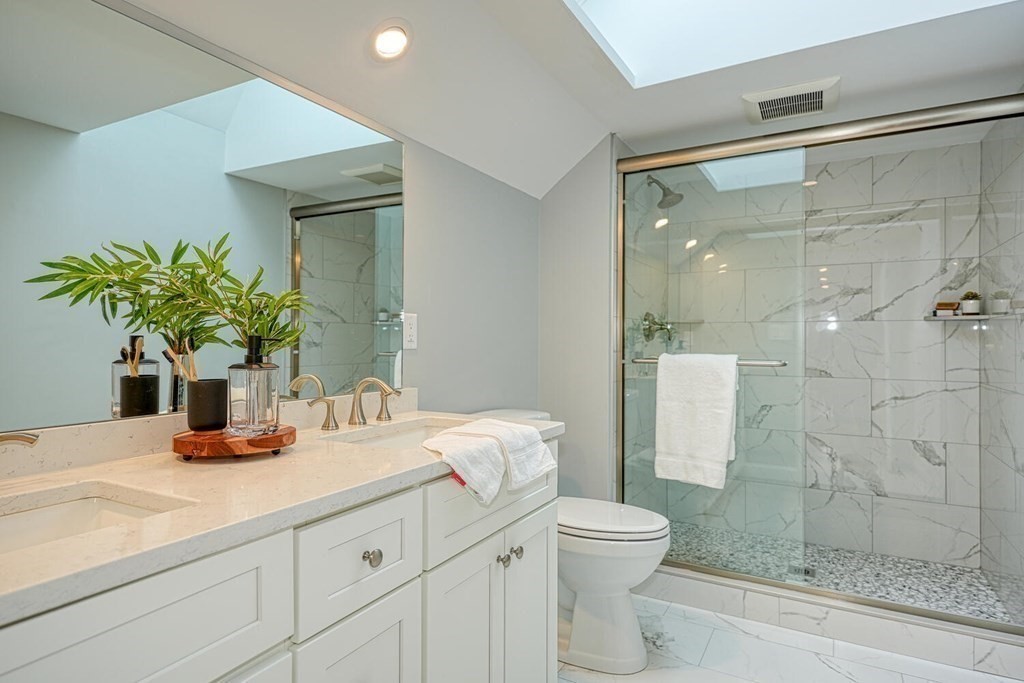 64 R Brattle Street, Unit 1 Arlington, MA 02474 - Photo 18 of 31