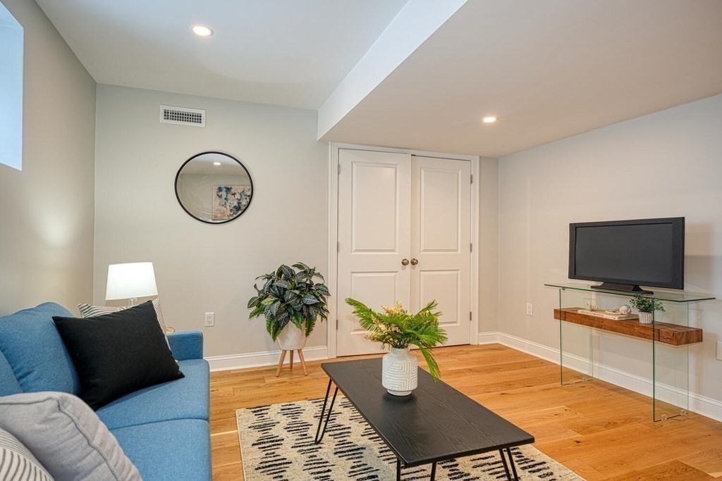 64 R Brattle Street, Unit 1 Arlington, MA 02474 - Photo 22 of 31