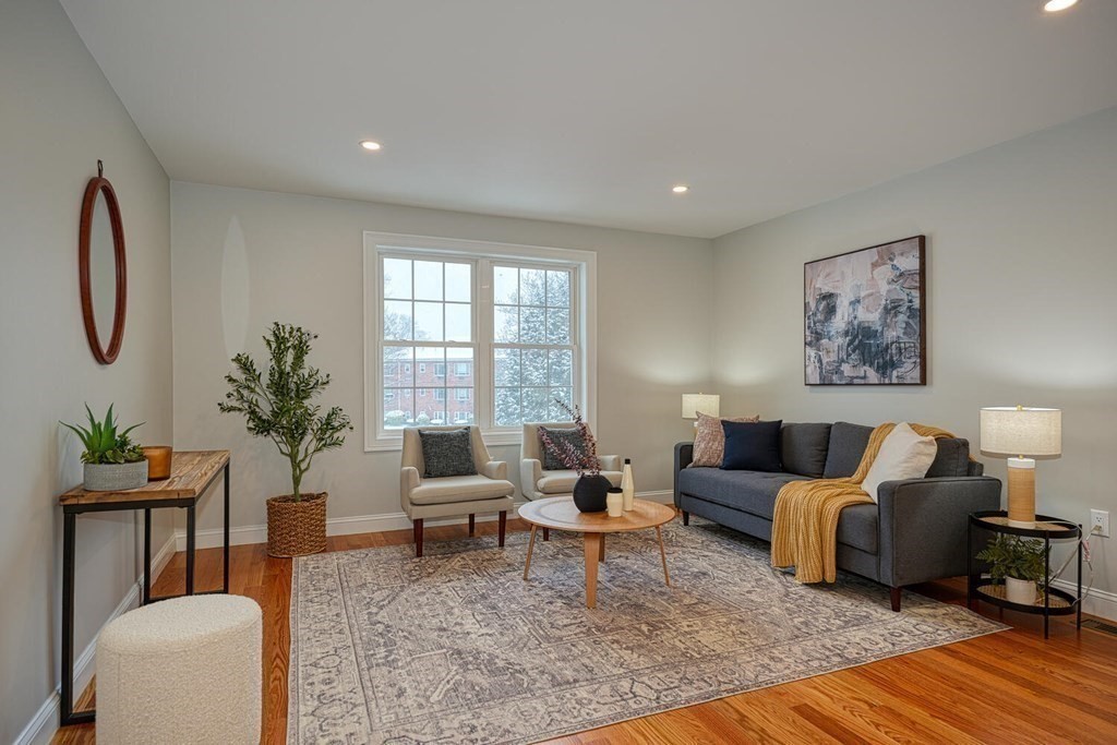 64 R Brattle Street, Unit 1 Arlington, MA 02474 - Photo 3 of 31