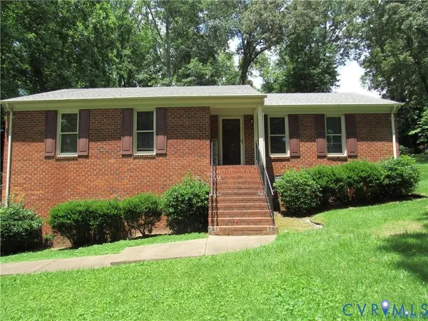 $2,300 | 8506 Lyndale Drive, Richmond, VA 23235