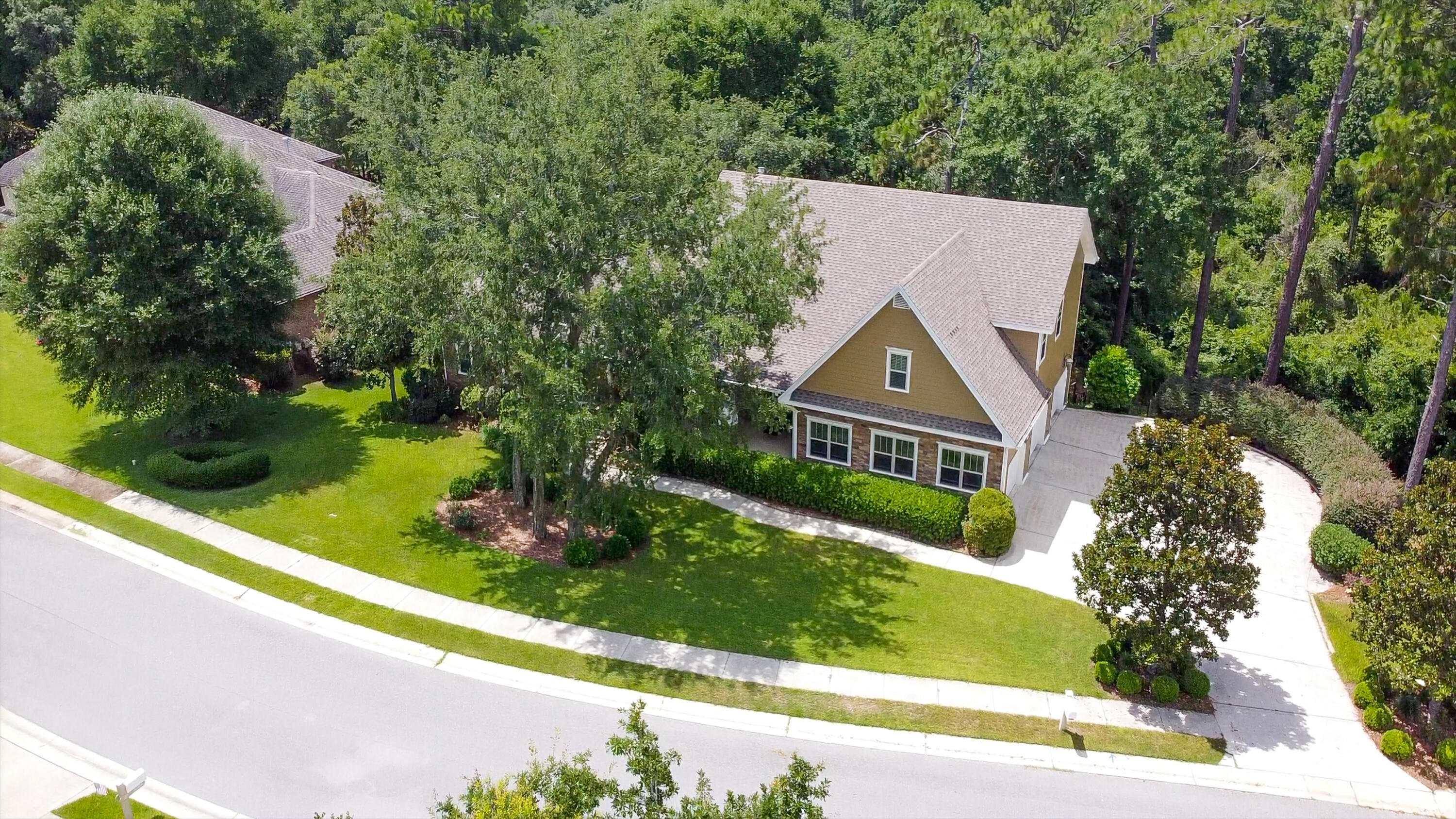 9004 Rushing River Way Niceville, FL 32578 - Photo 47 of 67 9004Rushing-53