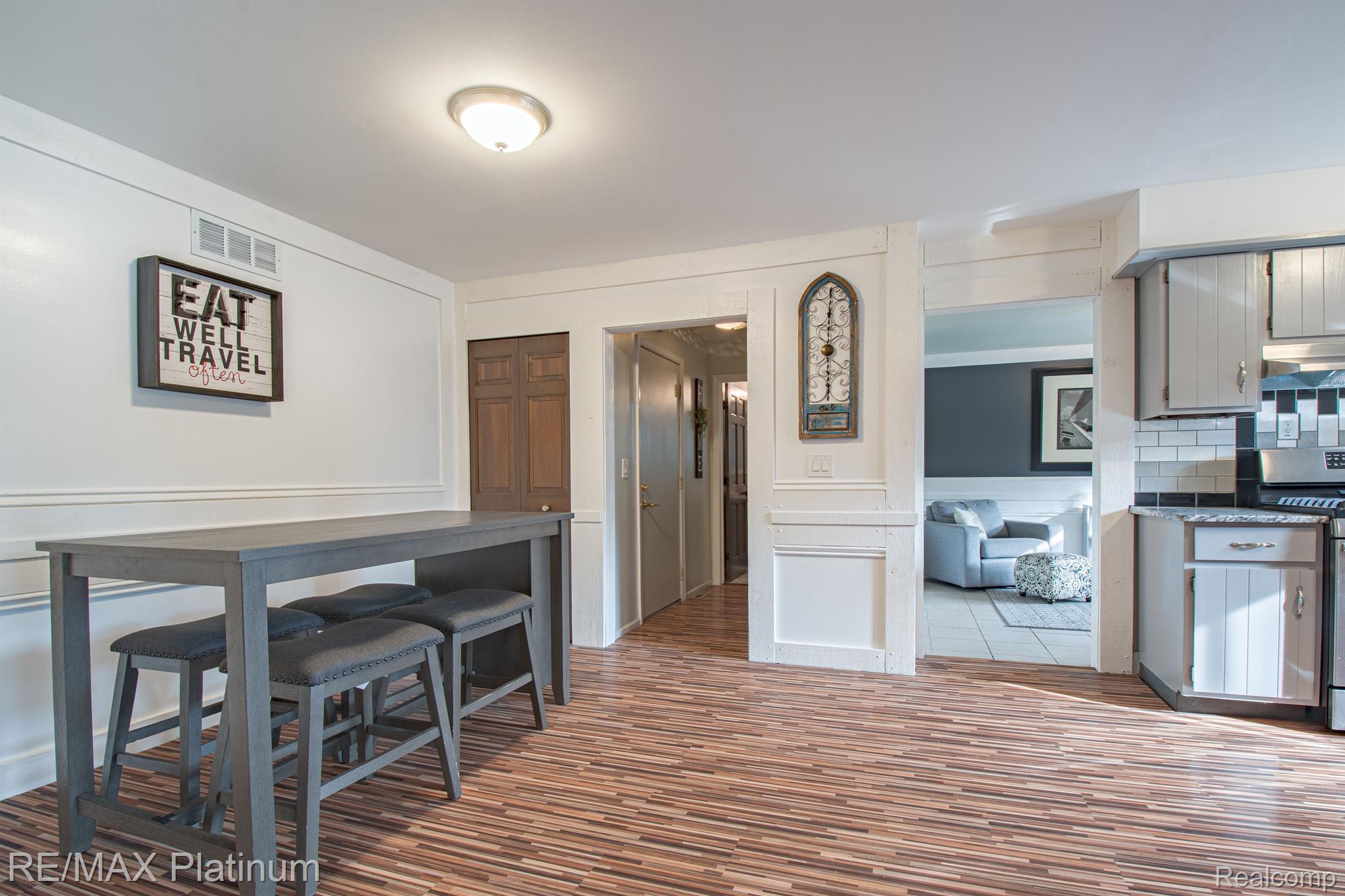 13503 Fenton Road Fenton, MI 48430 - Photo 9 of 54 Gallery Image 9