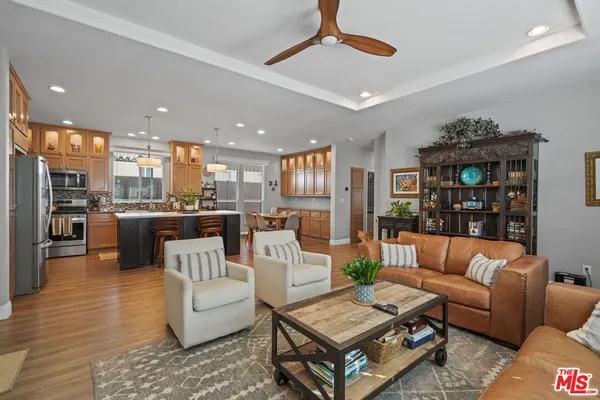 $5,500 | 30473 Mulholland Highway, Unit 206, Agoura Hills, CA 91301