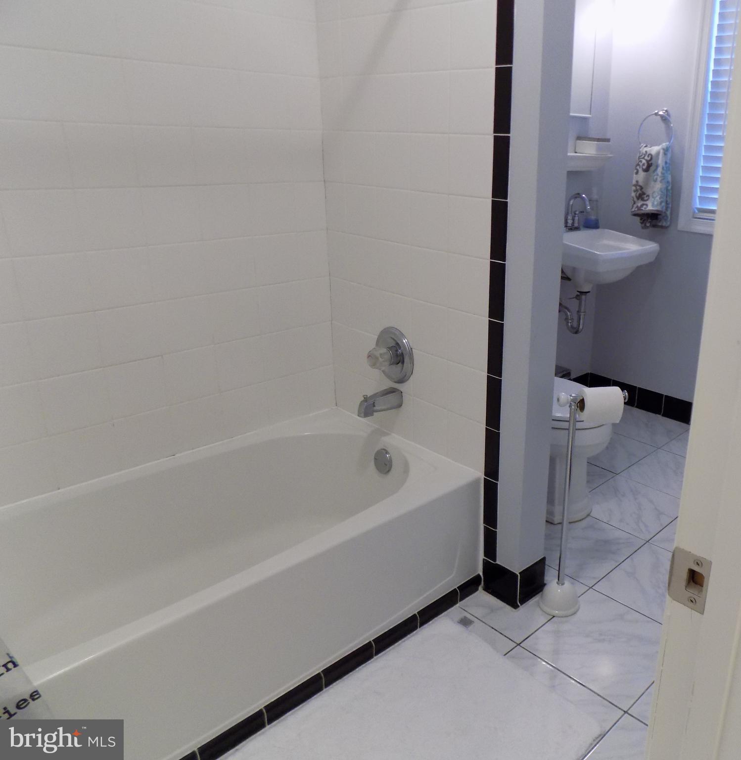 4346 Ebenezer Road Bluemont, VA 20135 - Photo 24 of 30 Bath