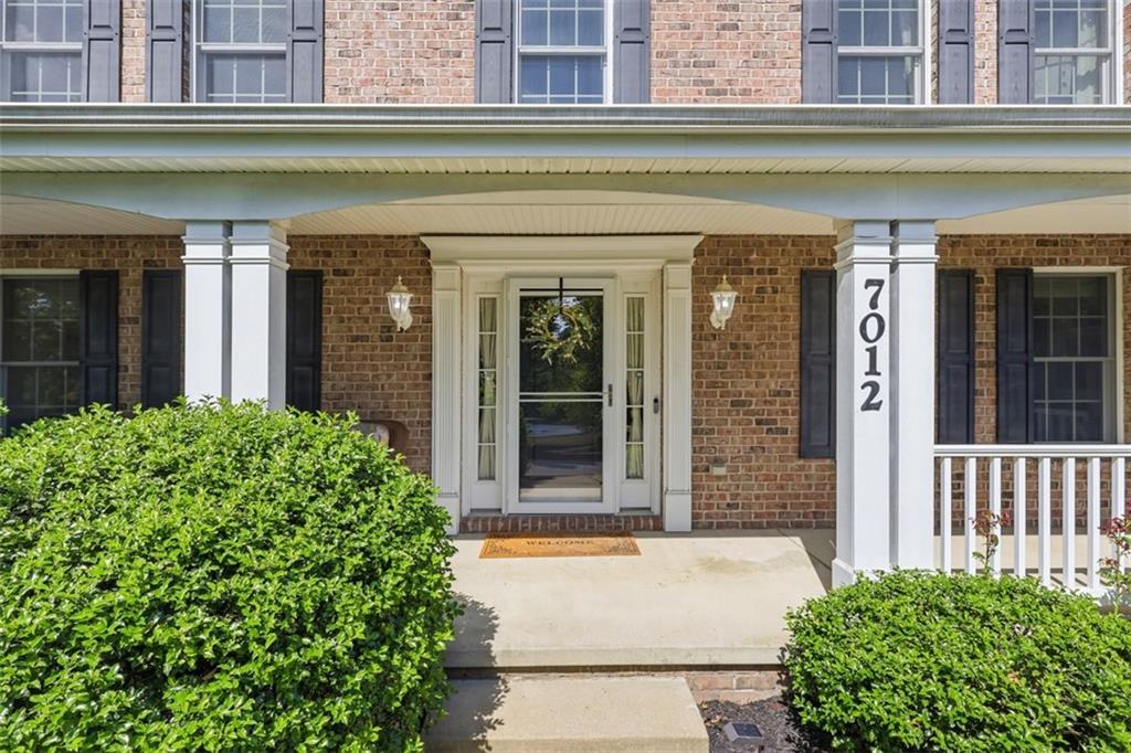 7012 Pin Oak Court McKees Rocks, PA 15136 - Photo 4 of 45