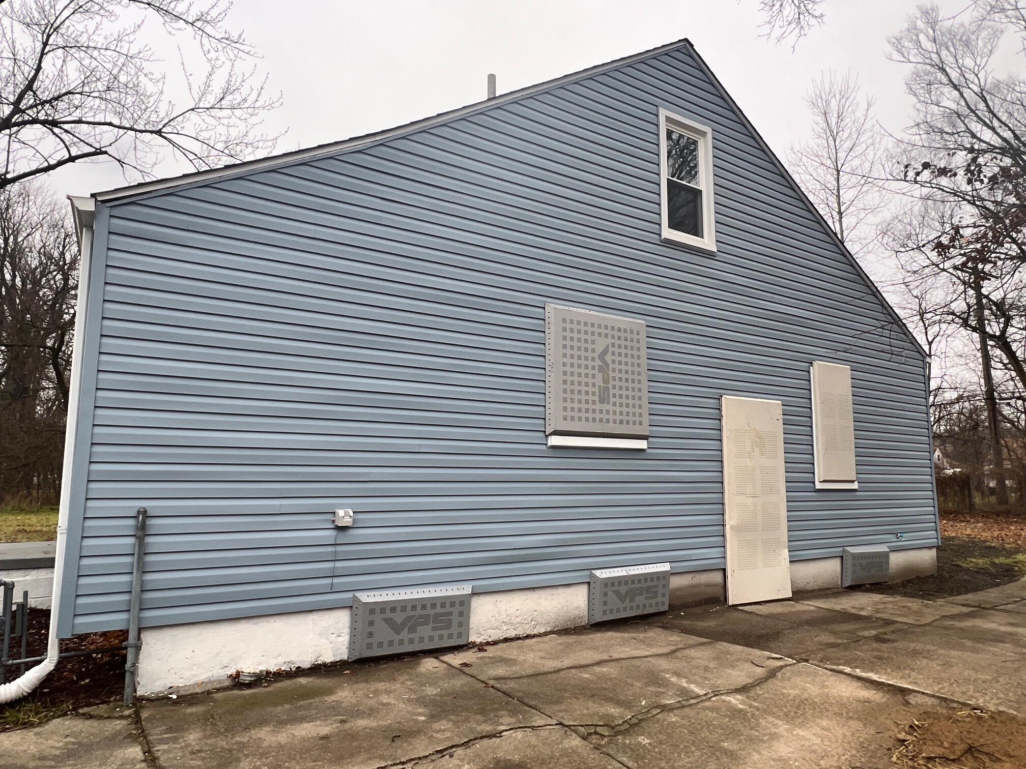 15434 Burt Road Detroit, MI 48223 - Photo 13 of 14 IMG_4695