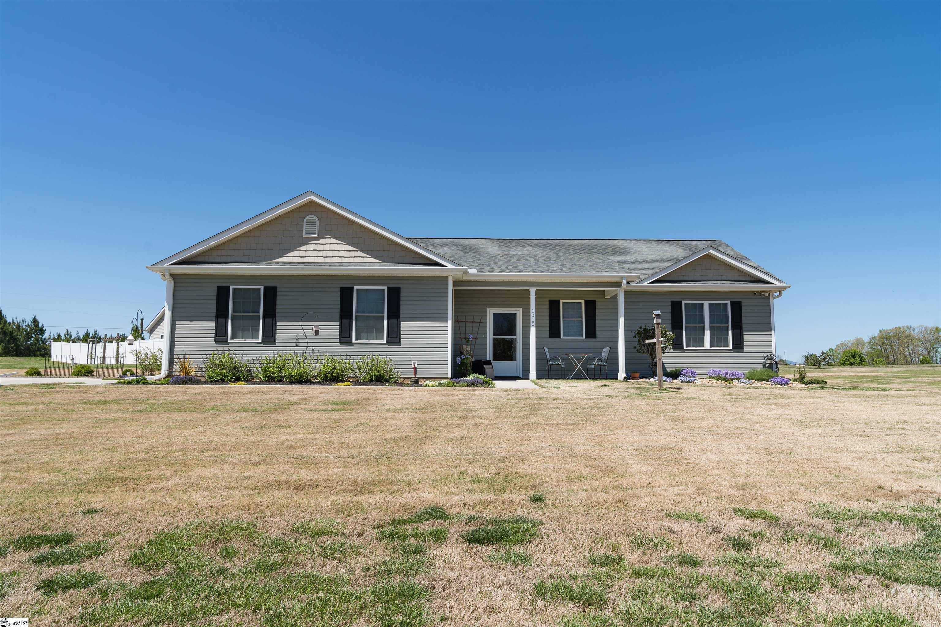 1015 Poors Ford Road Chesnee, SC 29323 - Photo 1 of 33