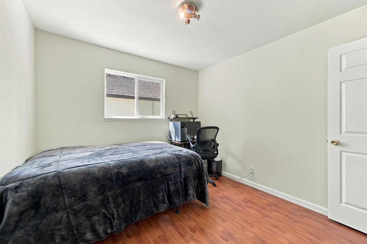 10889 Coloma Road, Unit 3 Rancho Cordova, CA 95670 - Photo 19 of 25 Gallery Image 19