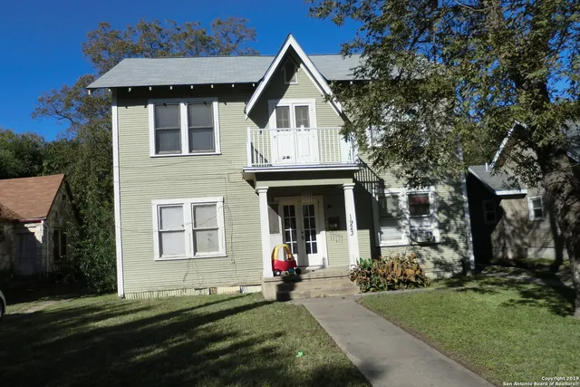 $900 | 1923 West Kings Highway, Unit 4, San Antonio, TX 78201