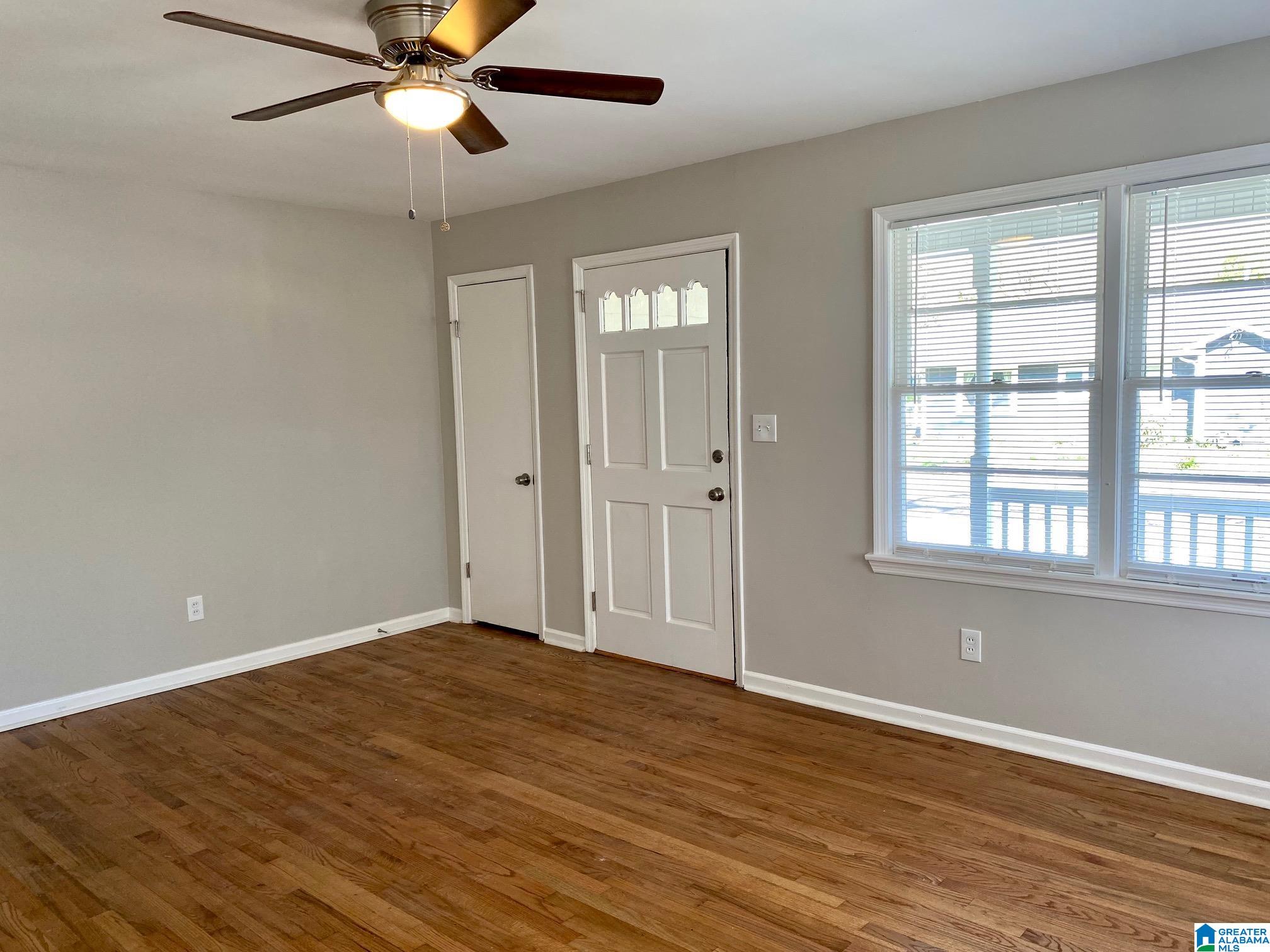 526 60th Street South Birmingham, AL 35212 - Photo 4 of 21