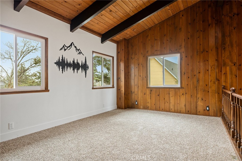 1076 Grass Valley Road Lake Arrowhead, CA 92352 - Photo 29 of 35 Cosy upstairs loft with lots of uses!