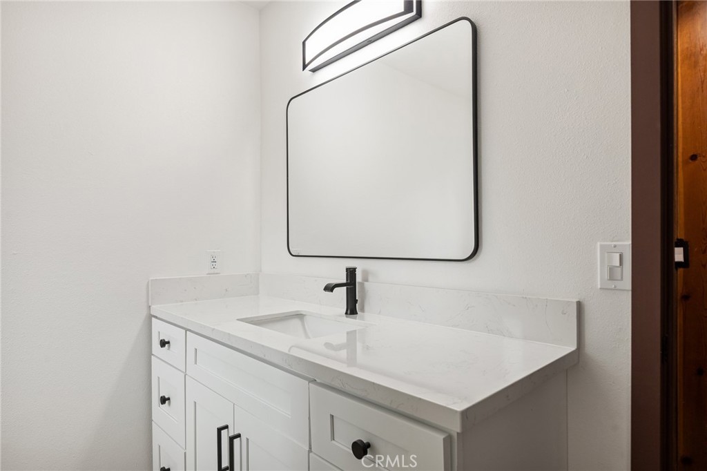 1076 Grass Valley Road Lake Arrowhead, CA 92352 - Photo 33 of 35 Updated with clean finished