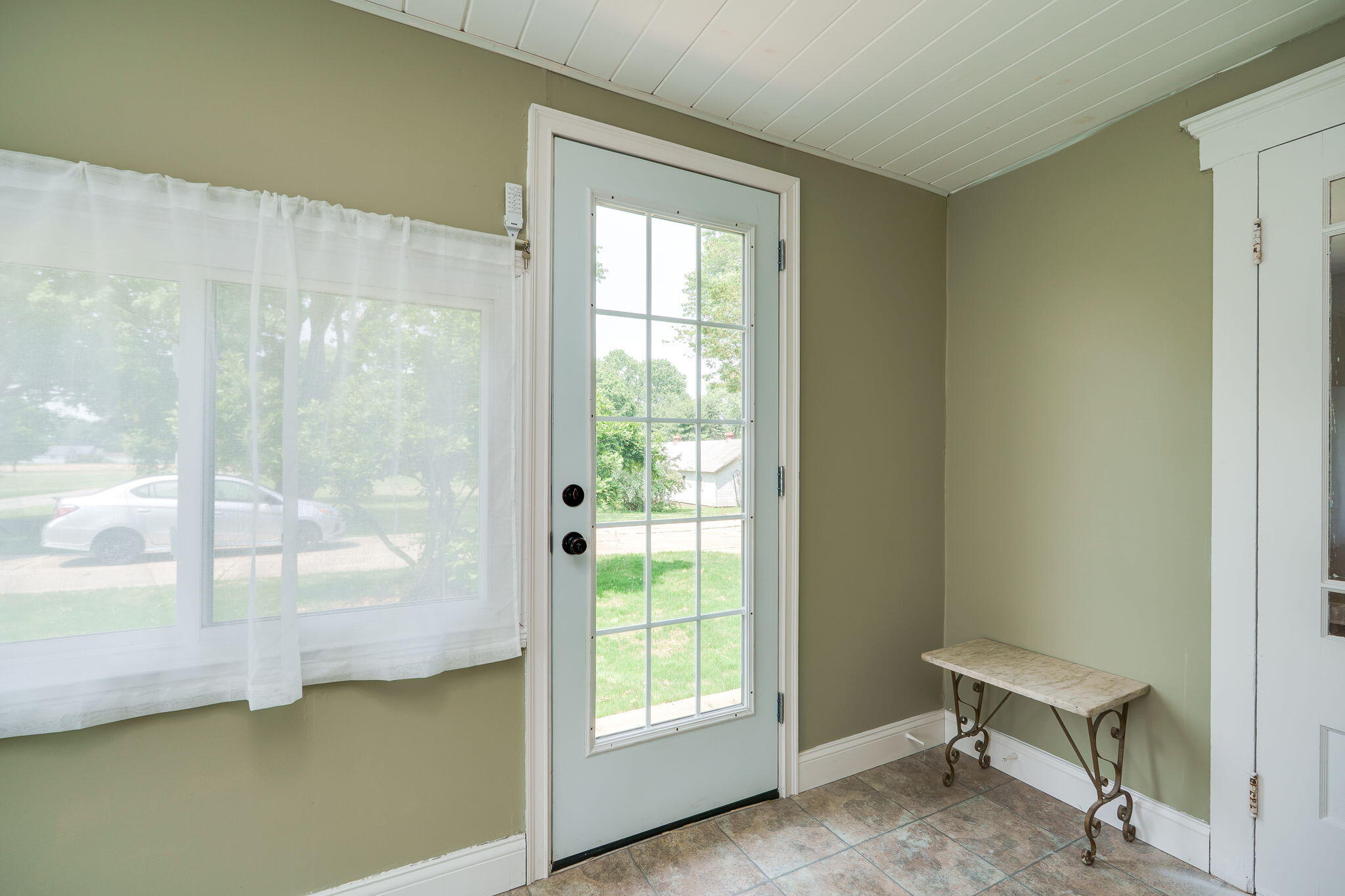 4742 Peacock Road Springfield, OH 45502 - Photo 12 of 70