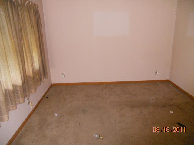 3360 Petzinger Road Columbus, OH 43232 - Photo 2 of 8 Gallery Image 2