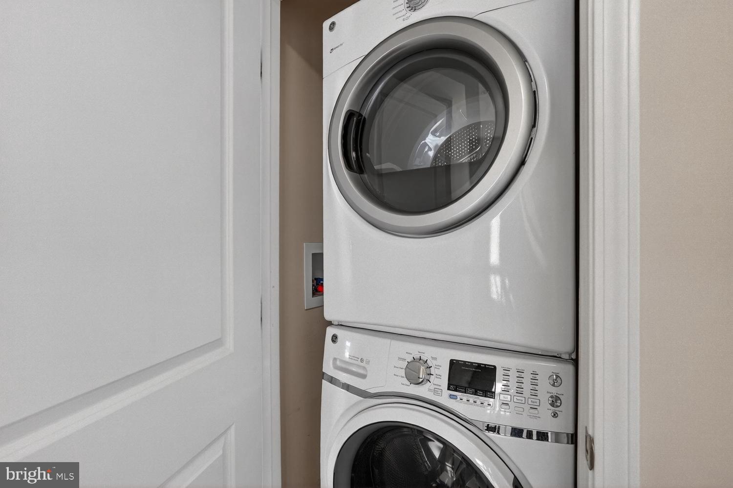 9209 Maggies Way Laurel, MD 20723 - Photo 16 of 34 Washer/Dryer (Upper Level)