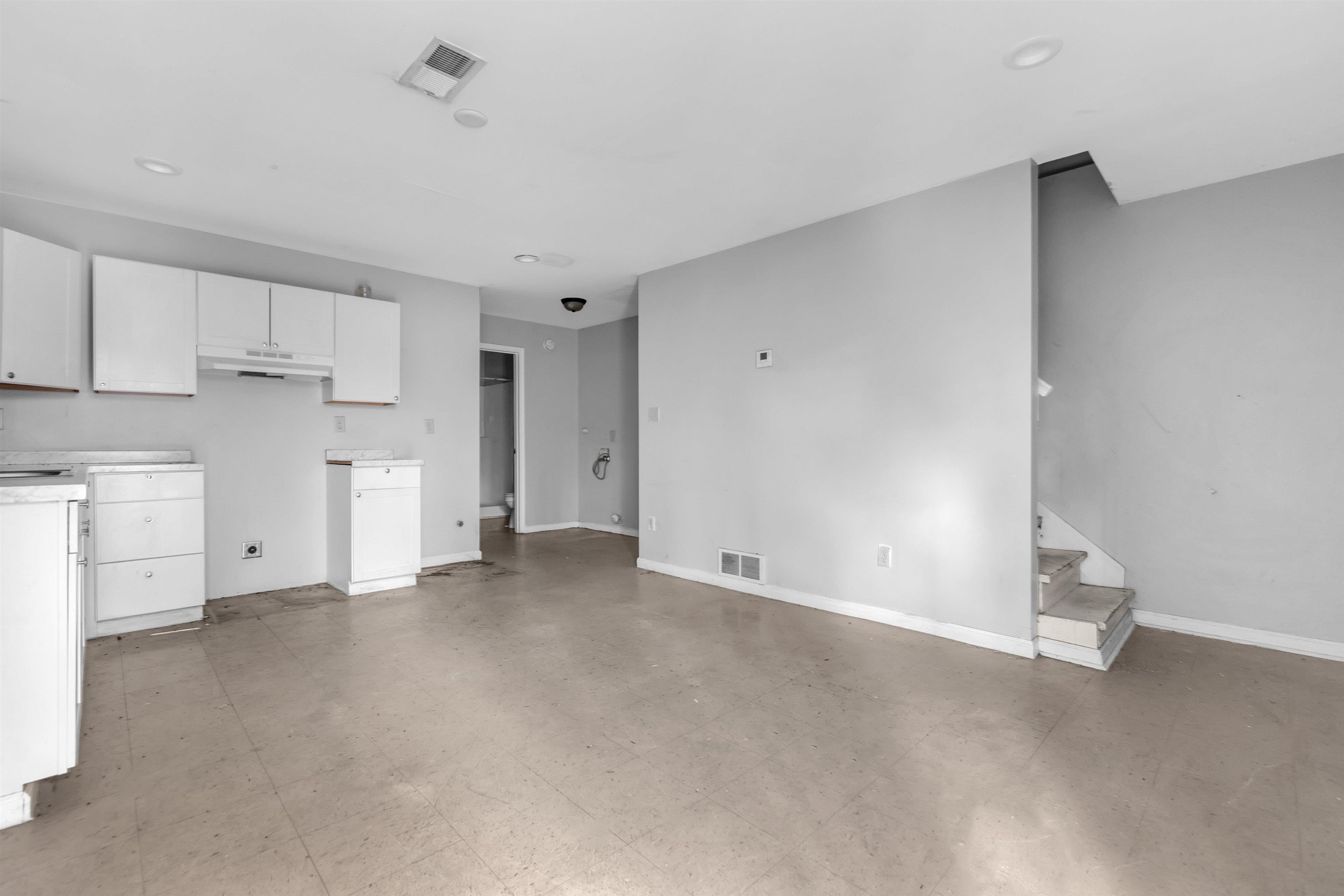 886 Griffith Place Memphis, TN 38107 - Photo 3 of 13