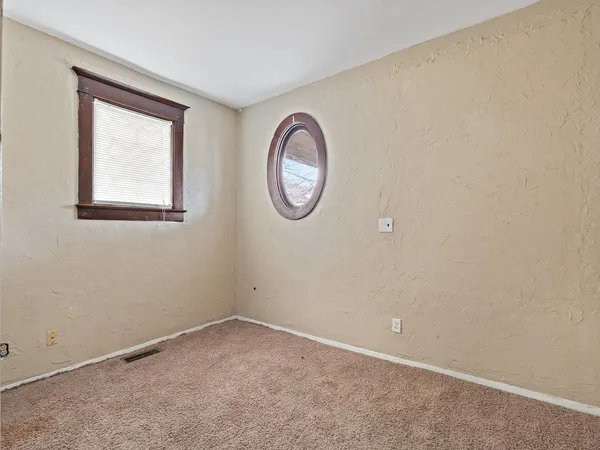 $239,900 | 1546 12th Avenue, Moline, IL 61265