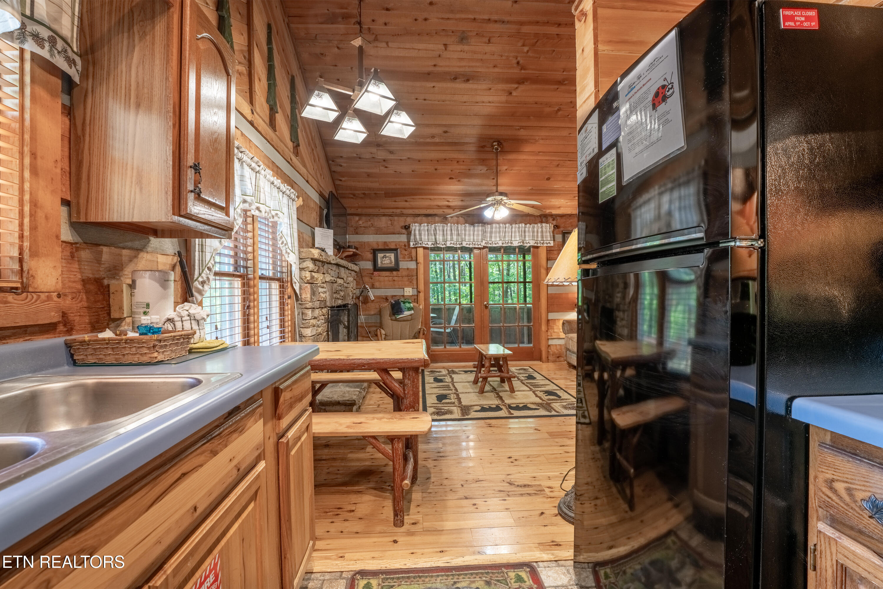 1510 Ridgecrest Drive Pigeon Forge, TN 37876 - Photo 12 of 29 4 (1)