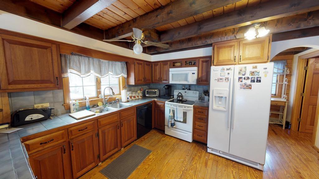 16 Hughes Road Greenville, ME 04441 - Photo 4 of 23 Photo