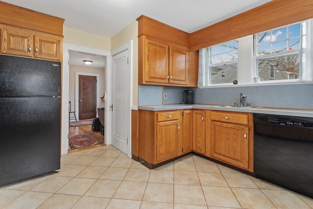 2 Virginia Road Reading, MA 01867 - Photo 13 of 42 Gallery Image 13