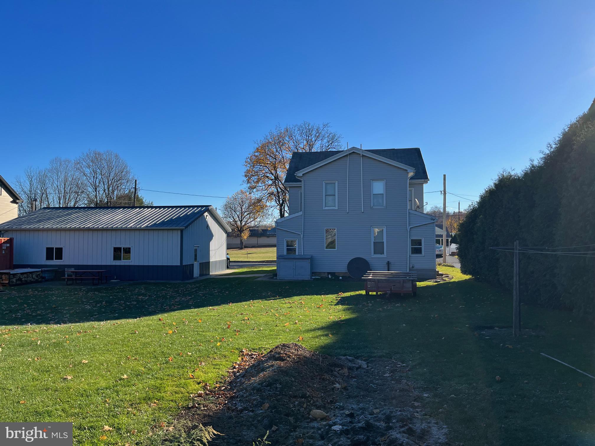 31 Locust Lane Lebanon, PA 17042 - Photo 3 of 7 Gallery Image 3