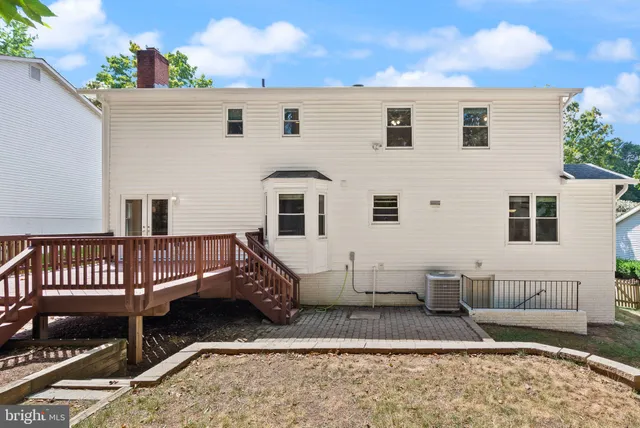 $894,900 | 6117 Mountain Springs Lane, Clifton, VA 20124