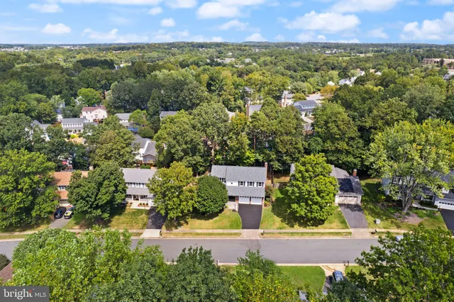 $894,900 | 6117 Mountain Springs Lane, Clifton, VA 20124