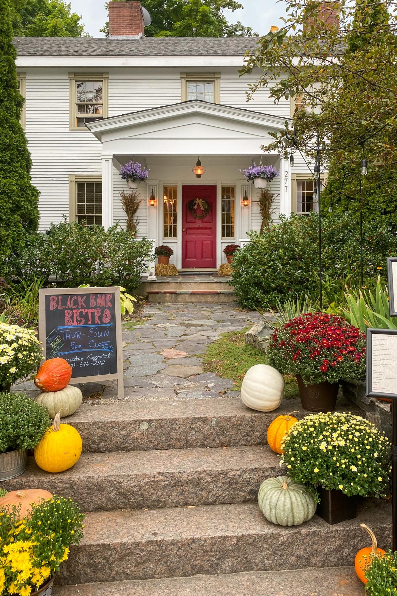 277 Main Street, Unit 1 Ogunquit, ME 03907 - Photo 44 of 48 Approach