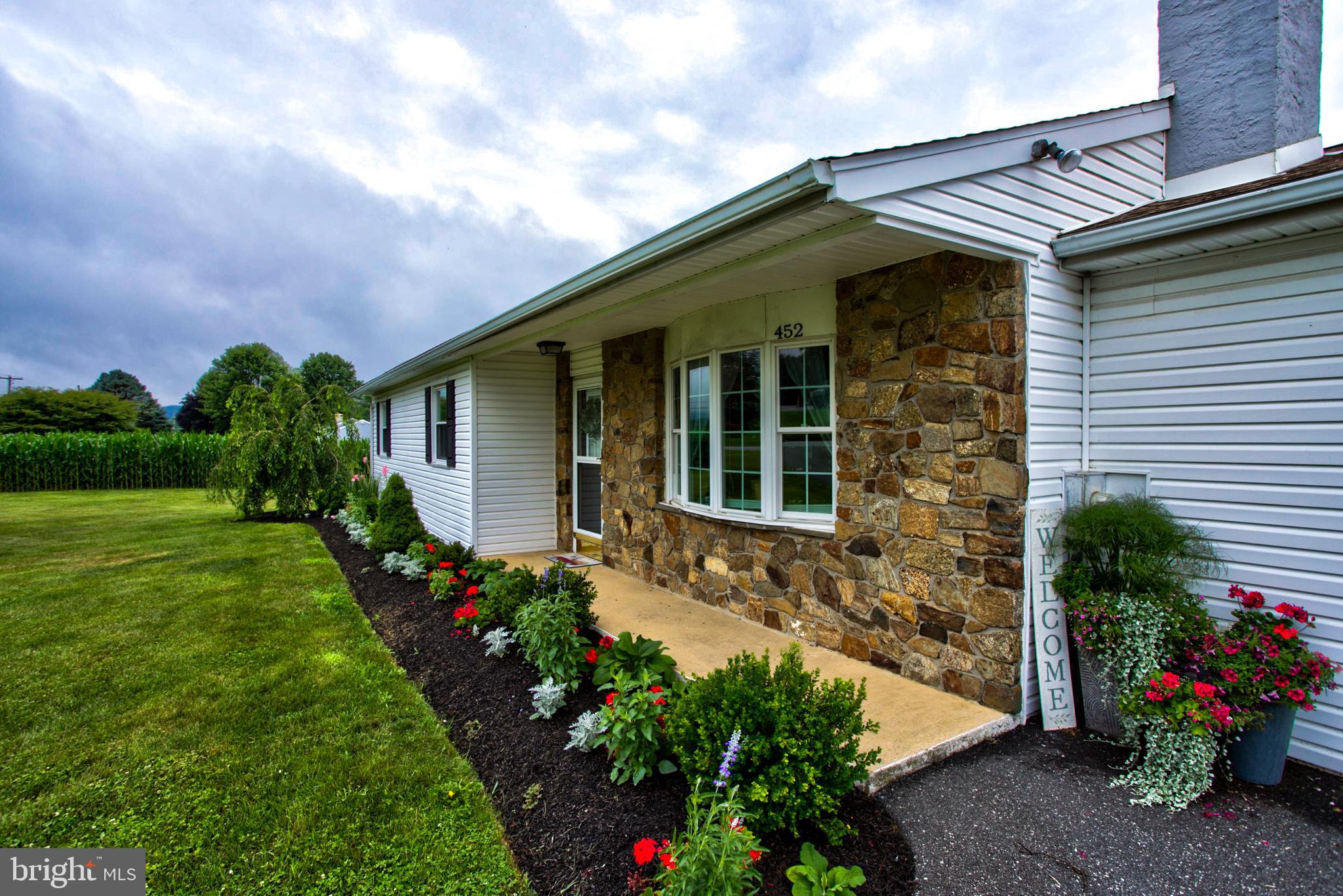 452 North Manor Road Elverson, PA 19520 - Photo 4 of 64 Gallery Image 4