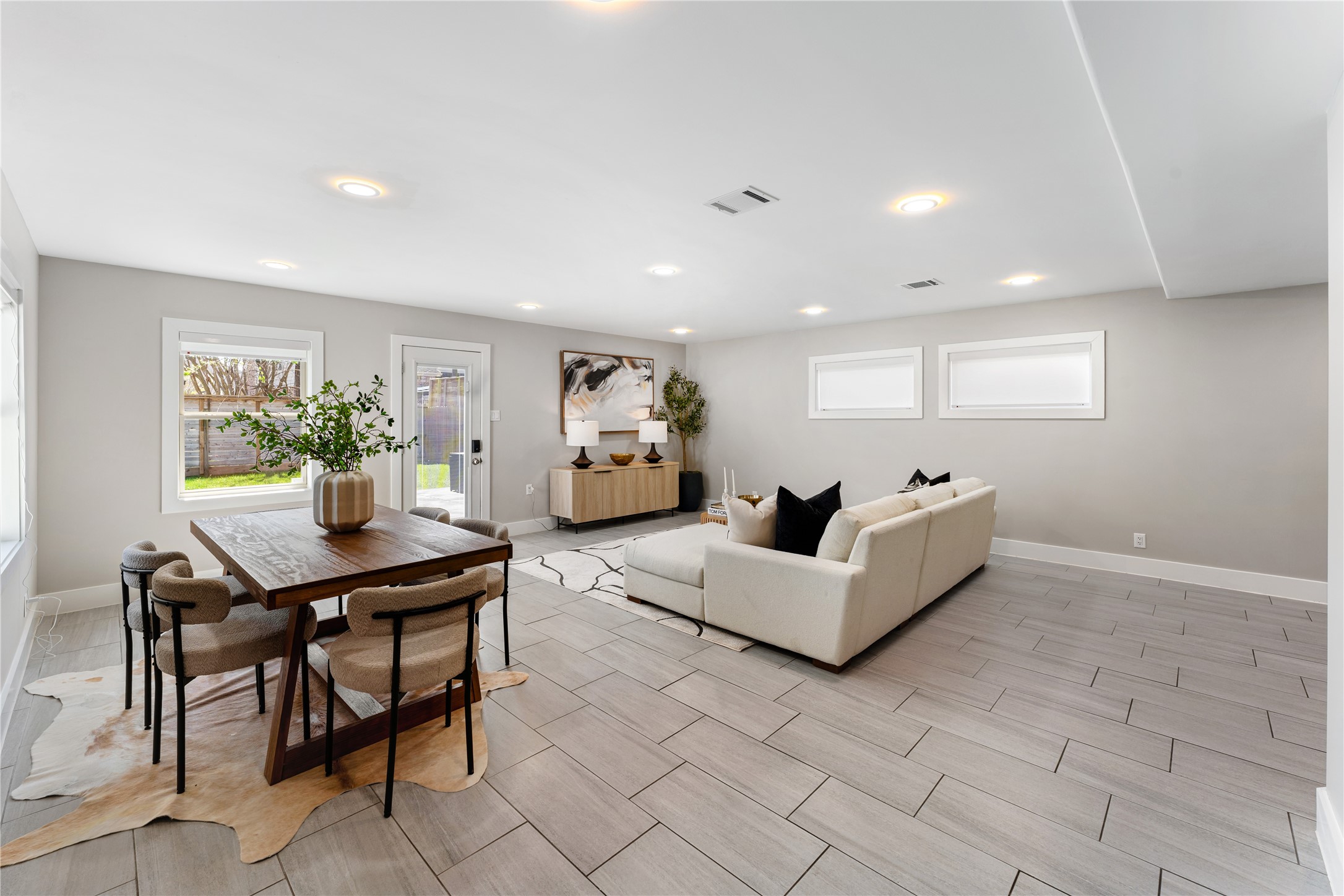 6623 Housman Houston, TX 77055 - Photo 14 of 38